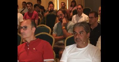 Más de 70 personas acudieron al evento celebrado en el Hotel Jardines de Uleta...